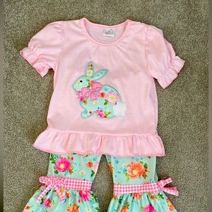 Adorable Easter bunny set.